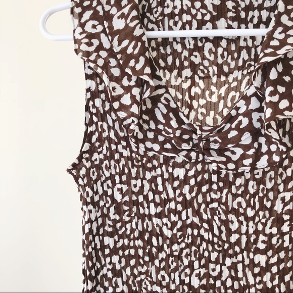 Animal Print Ruffled Blouse - Picture 2 of 3